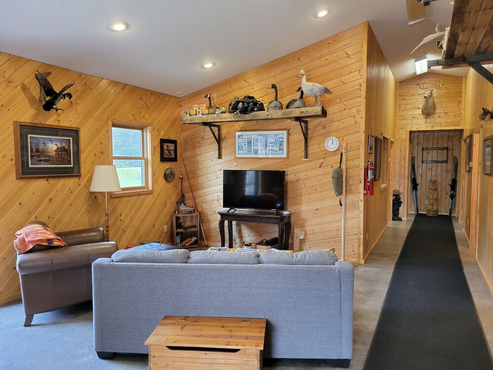 Dog-Friendly The Lodge Home in Quiet Location by RedAwning view 5