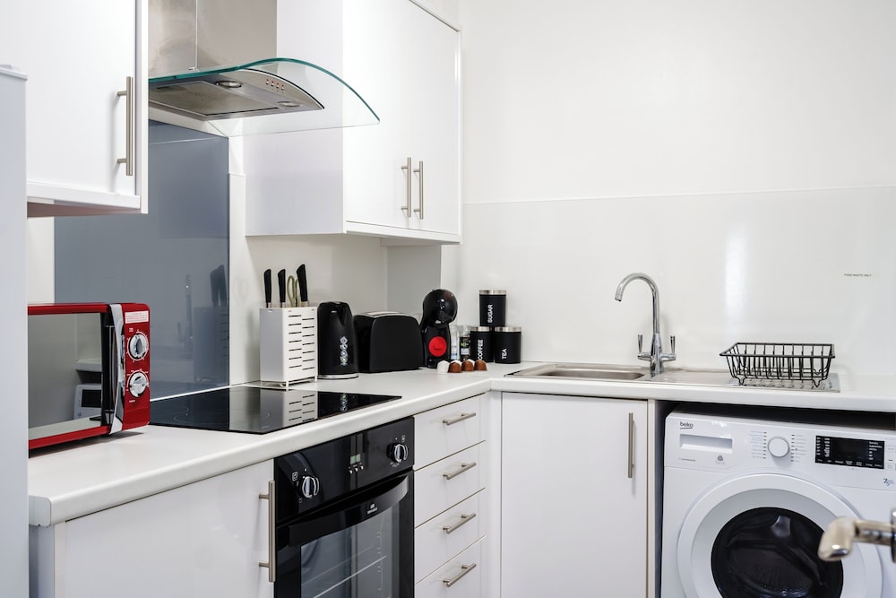 Whitchurch Road Retreat in Cardiff