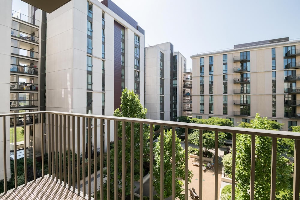Deluxe East London Home in the Olympic Village