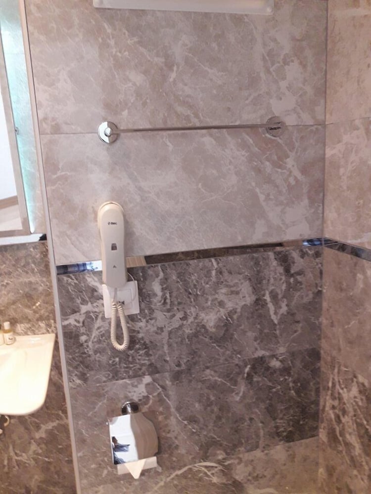 Exelans Hotel & Spa - Image 31