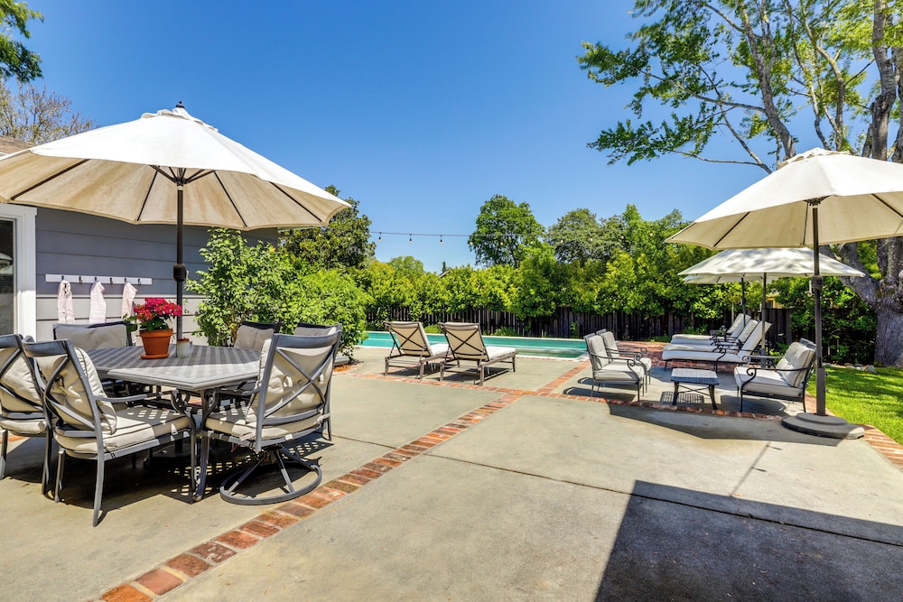 Wine Country Retreat in Russian River Valley!