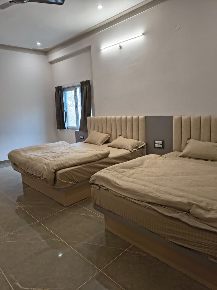 Shree Vallabh Resort