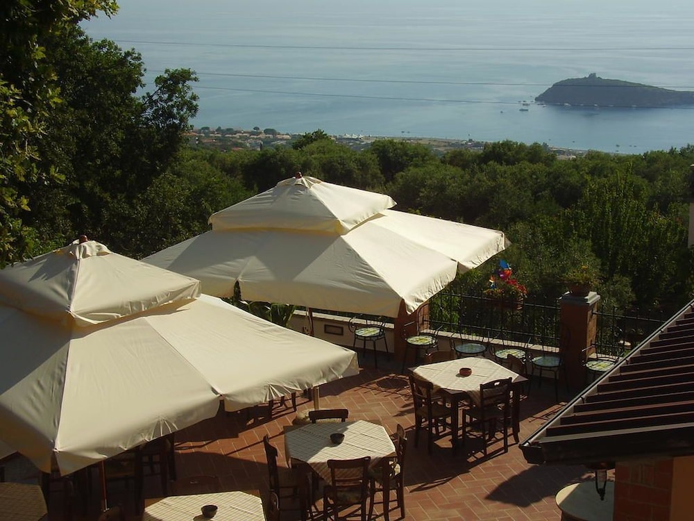 Agriturismo Montesalerno