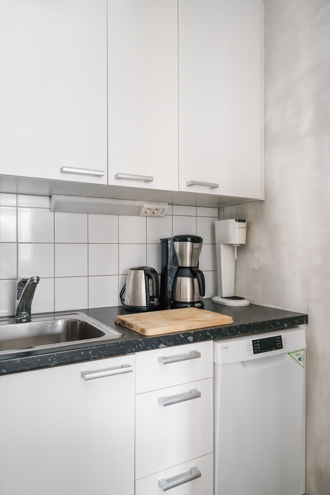 Bright Studio Apt. with Private Balcony