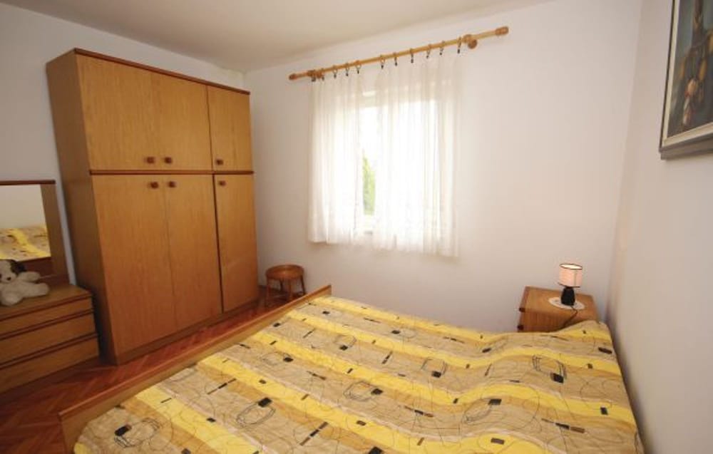 Apartment 773 view 4