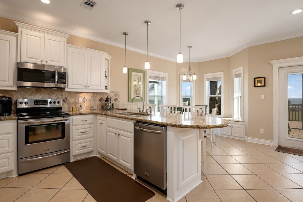 Deja View 3 Bedroom Home