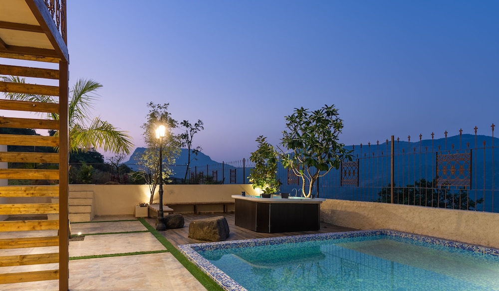 Amarjas Mountain Crest Villa