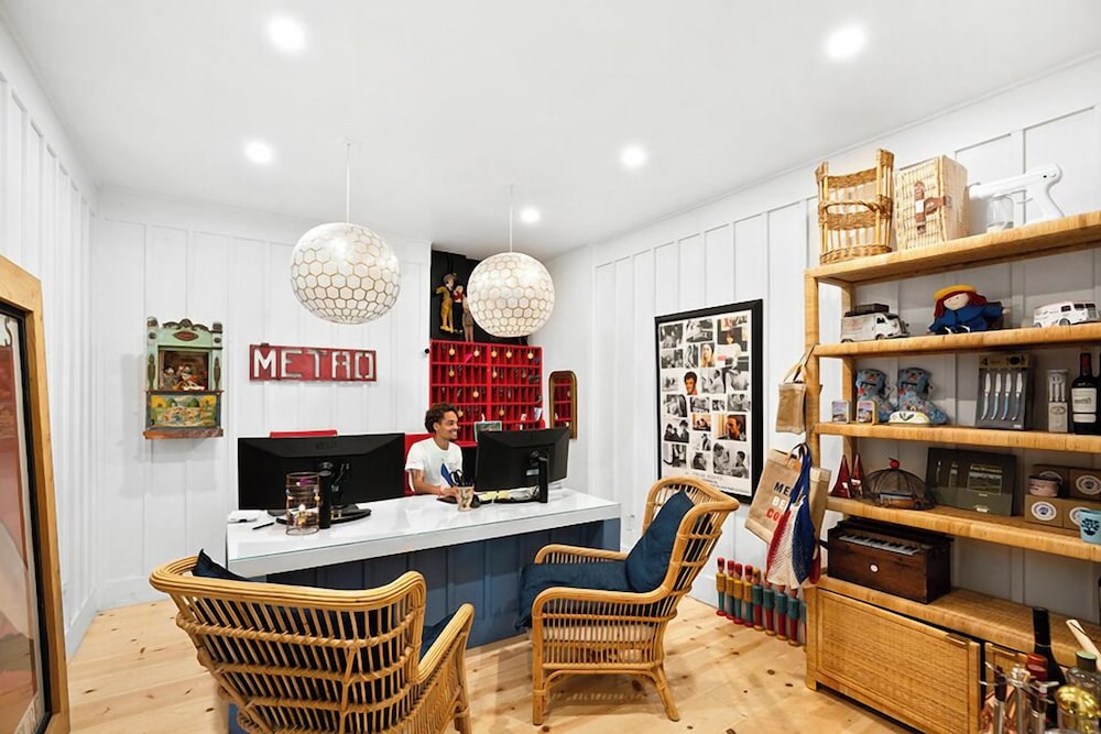 Petaluma Vacations - Metro Hotel and Cafe - Property Image 2