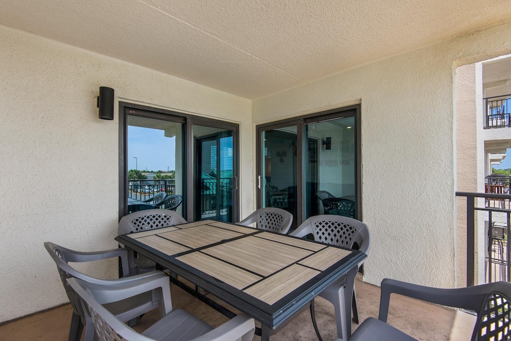 Emerald Isle 302 view 4