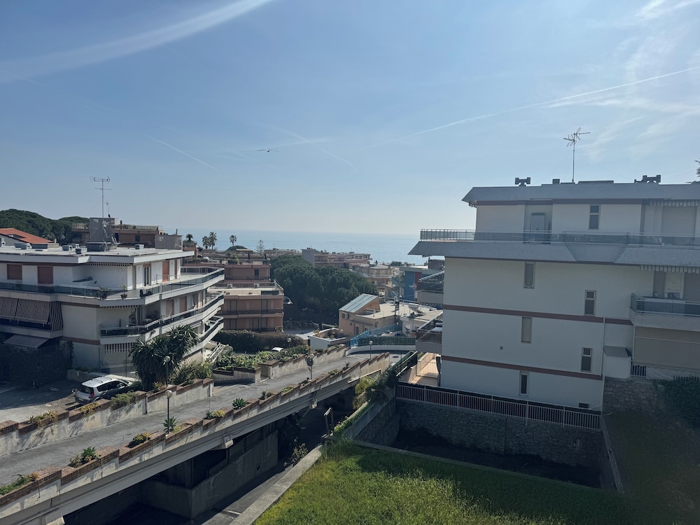 Sun & Sea Homes by Wonderful Italy