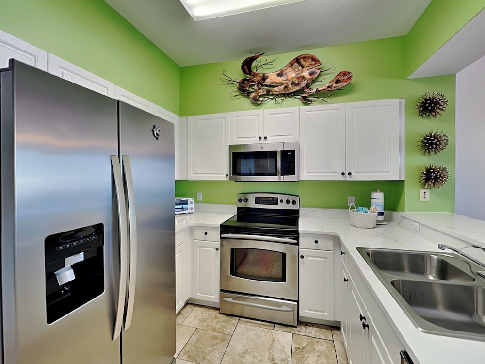 Windemere #1303 by Southern Vacation Rentals