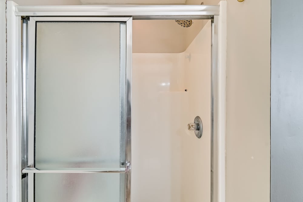 Hope Mills Family Home w/ Huge Backyard! - Property Image 9