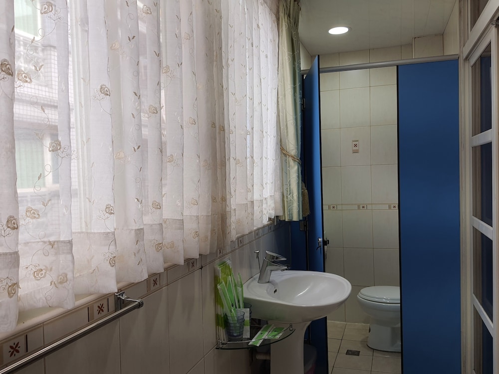 Dongshan River Left bank B&B