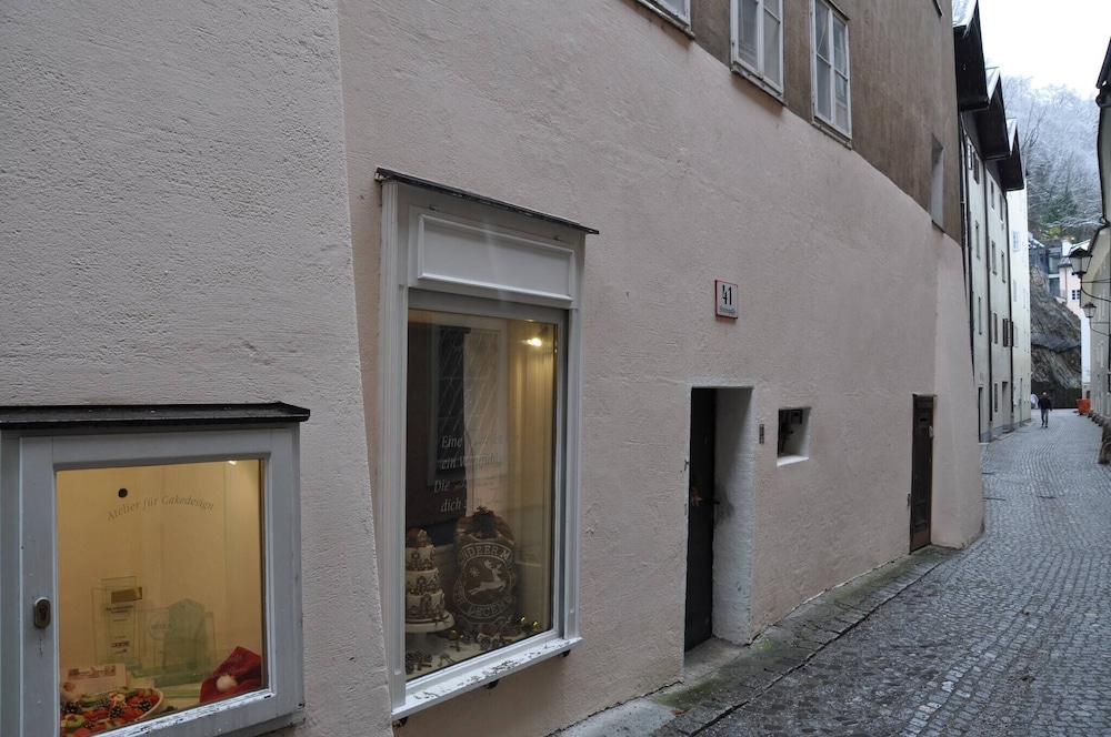 Romantic,central Situated 75m2 Flat
