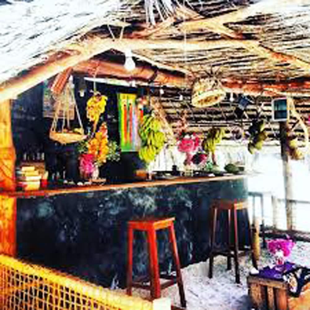 Tuna Lodge