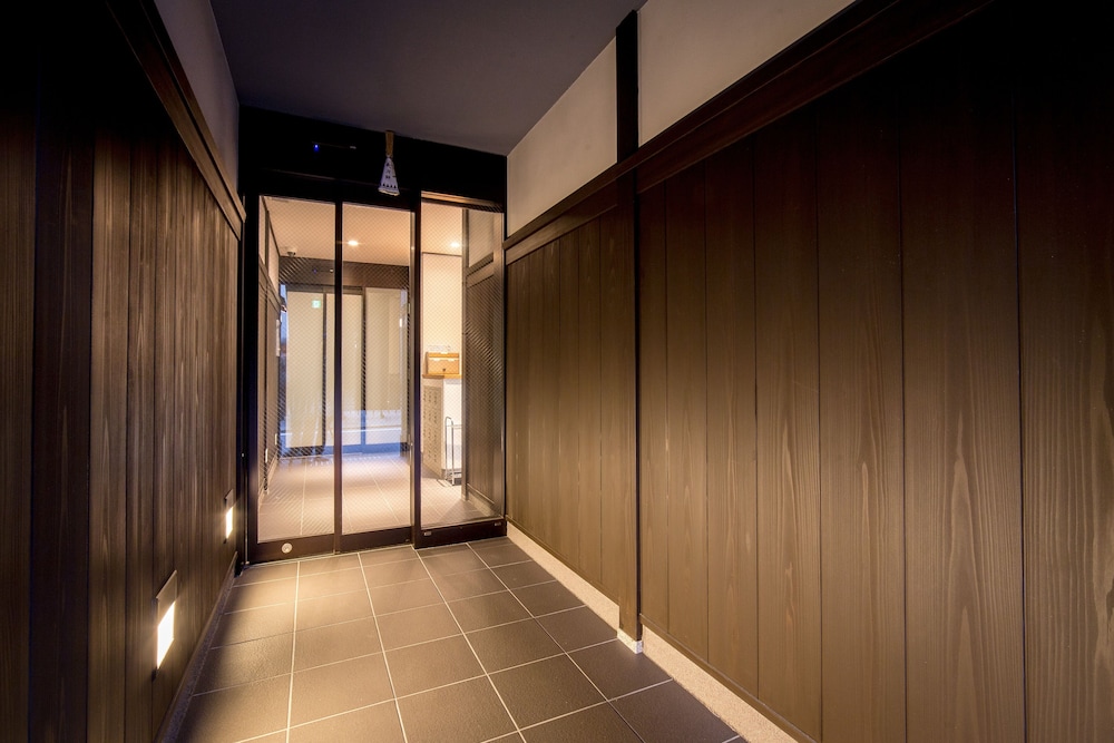 Le Studio Gojo Takakura
