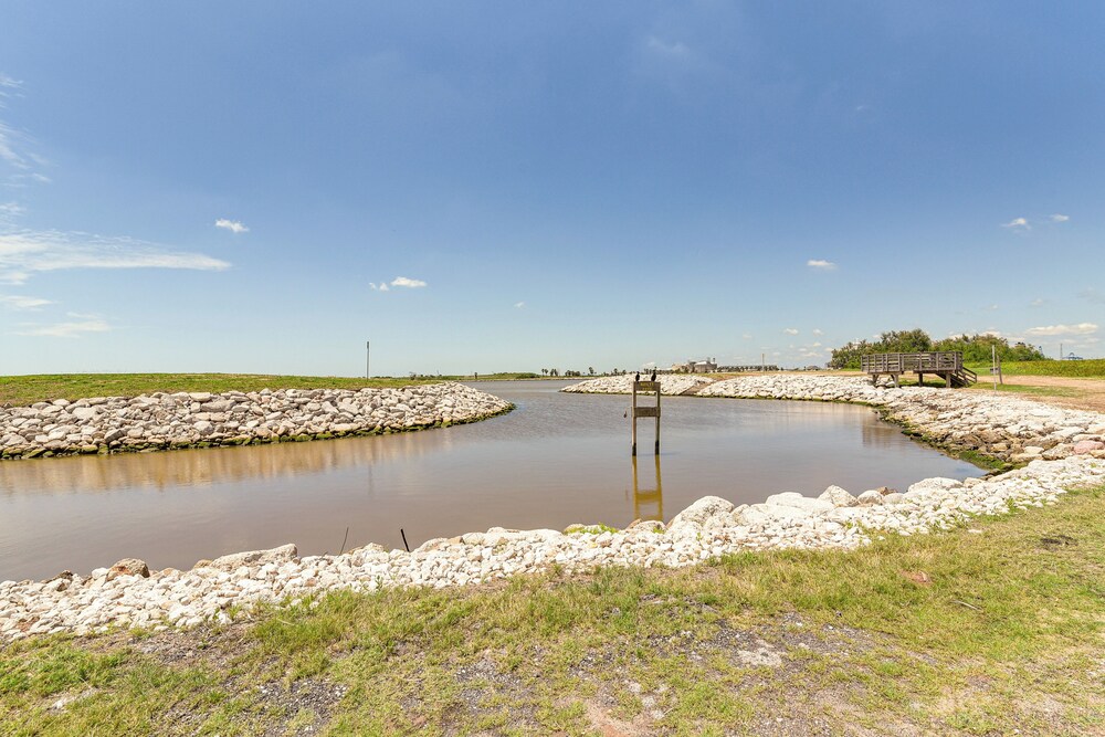 Intracoastal Views & Deck: Surfside Beach Home