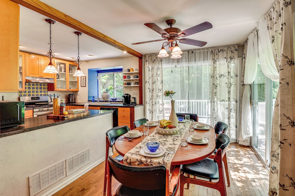 1 Mi to Campus: Princeton Home w/ Furnished Deck