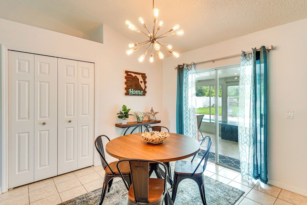 Palm Coast Comfort: Family Home w/ Lanai, Big Yard