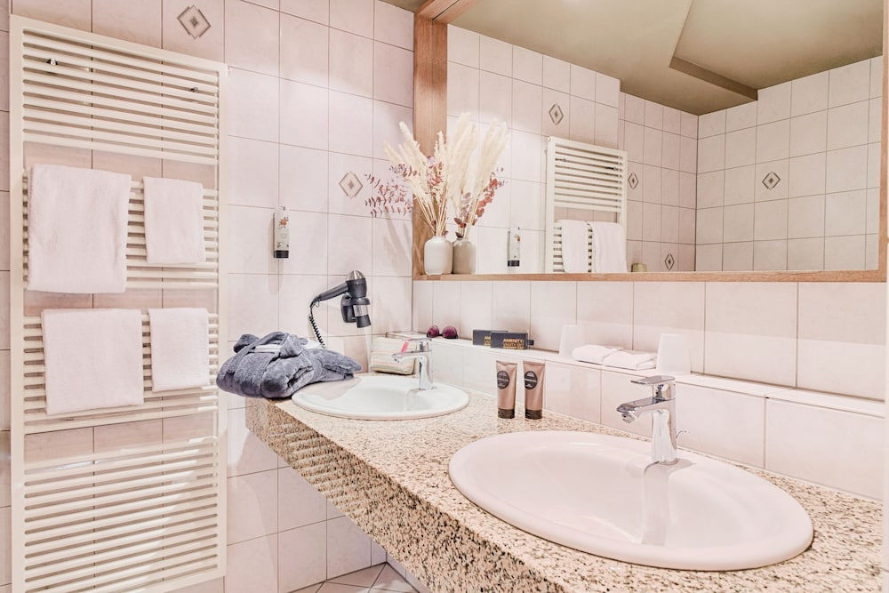 Neu-Isenburg Vacations - Hotel Restaurant Wessinger - Property Image 35