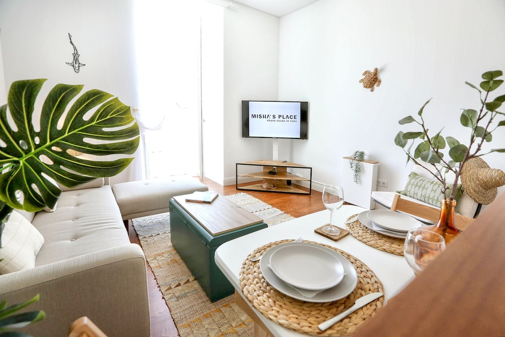 Maison Faro Luxe A Tranquil Retreat by the Algarv