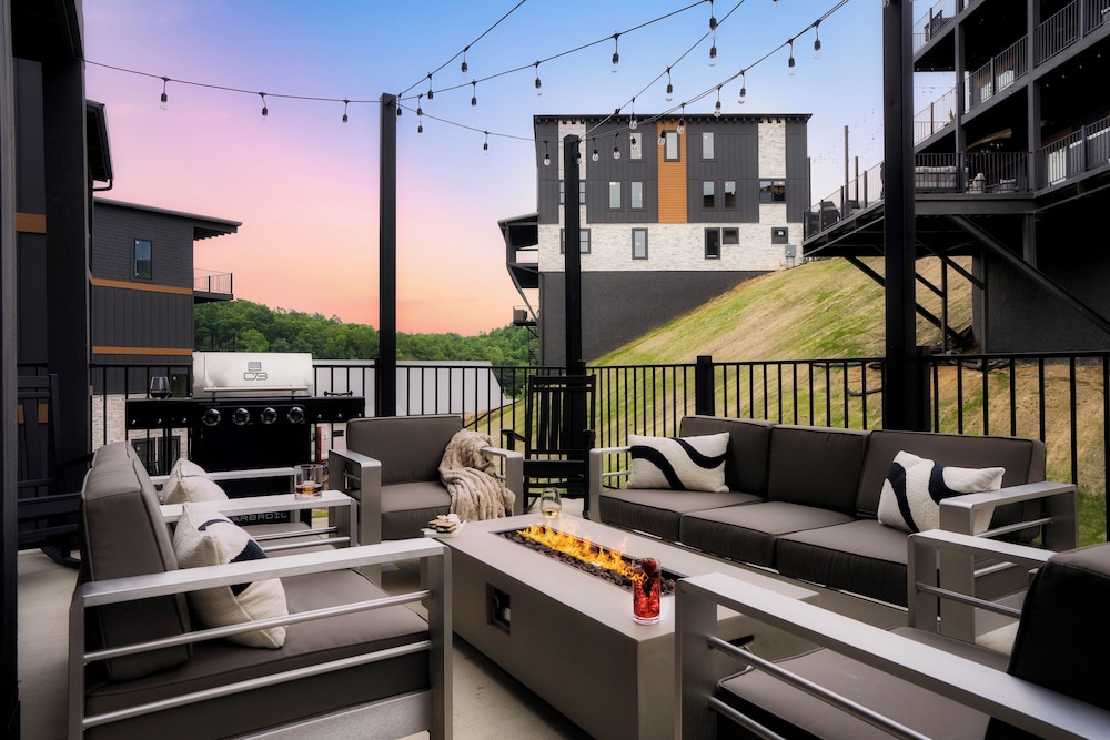 Smith Creek Reserve Luxury Cabins