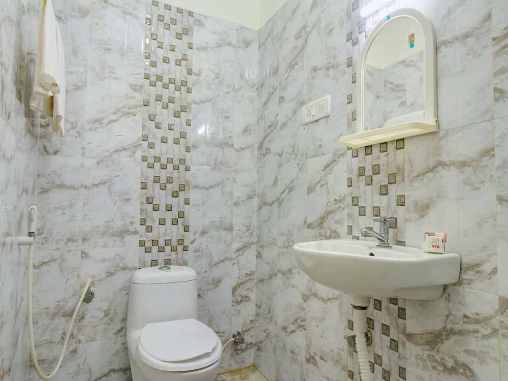OYO 10920 Home Serene 2BHK Near Villiyanur Lake