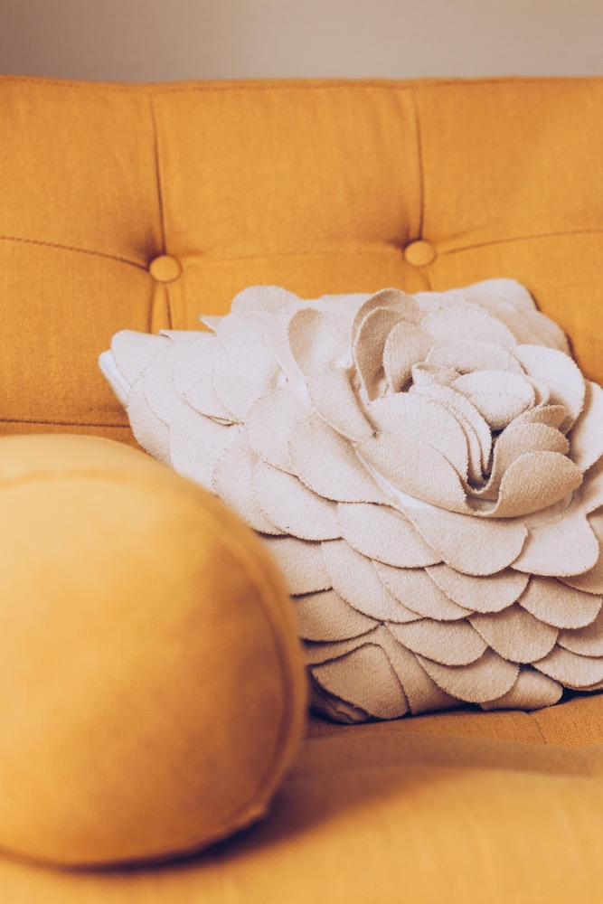 Plumes & Coton