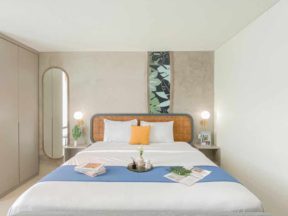Modern Style Studio At Apartment Lrt City Bekasi