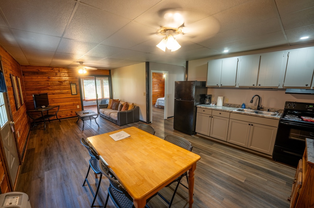 Fishtale Lodge