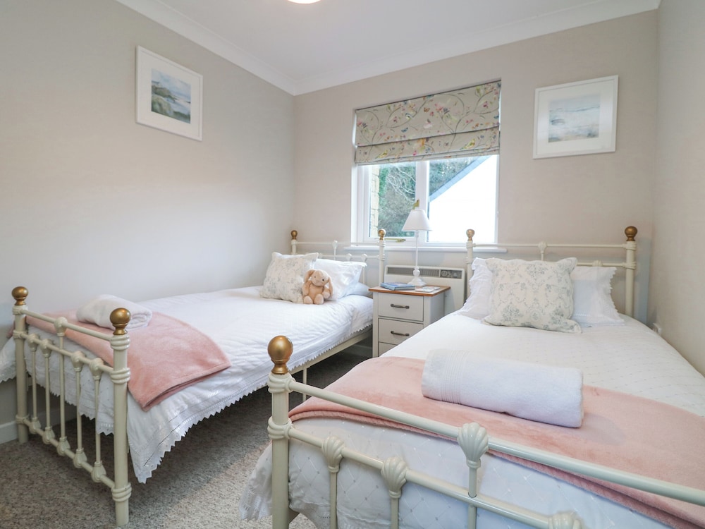 Breeze Cottage