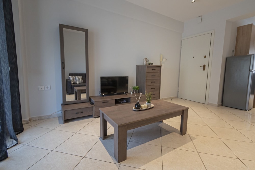 V & G Apartment by Rentals Pro - Nea Moudania