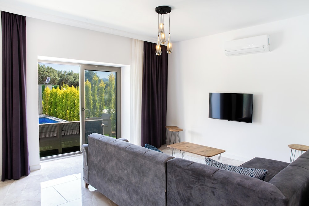 İmportantTravel BD4109 2Bedroomed Villa