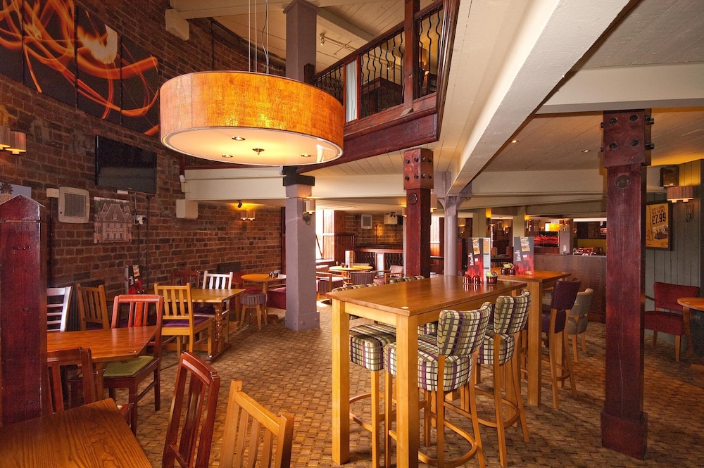 Premier Inn Falkirk Central, photo 23