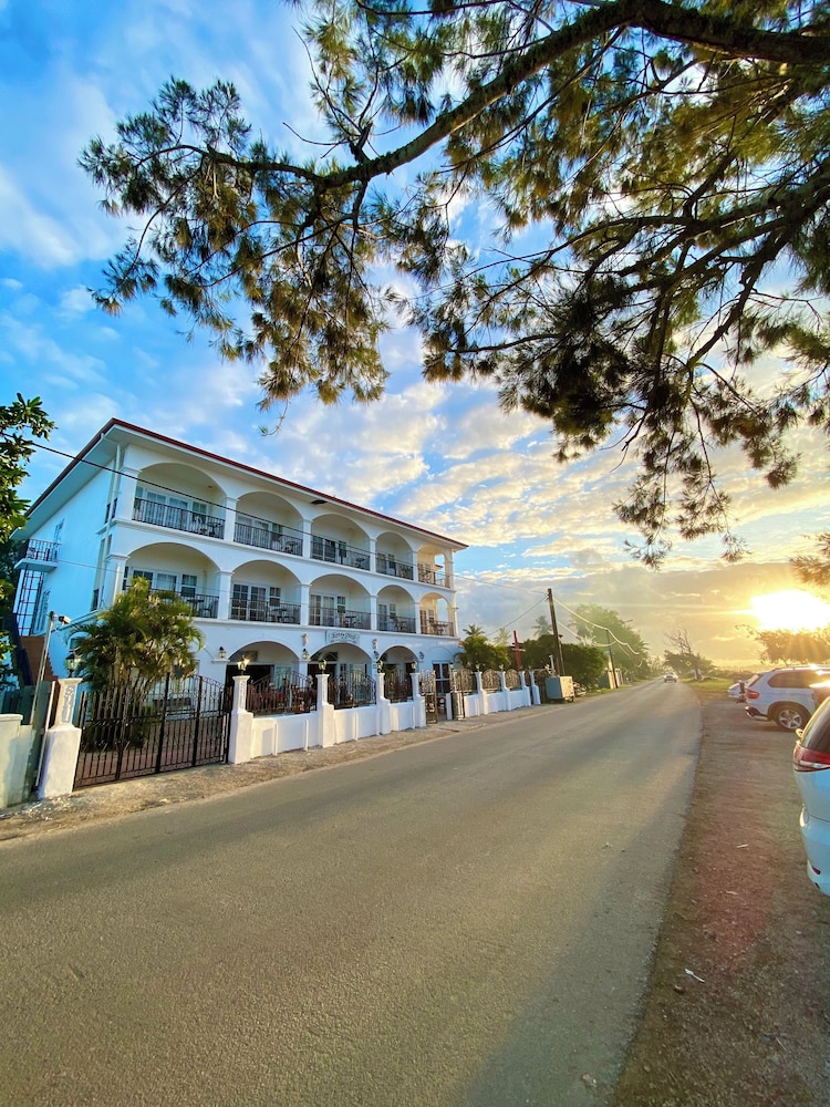 Little Italy Hotel