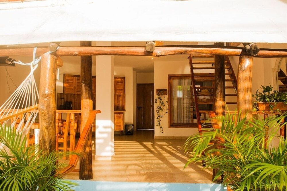 CASA DE PLAYA FRENTE AL MAR CON JACUZZI