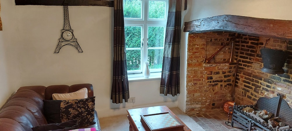 3 Bedroom Period House in Wingham, Canterbury view 5