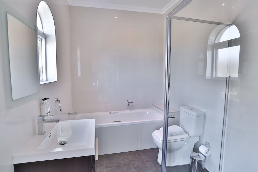 Abington Manor - Fish Hoek Guesthouse