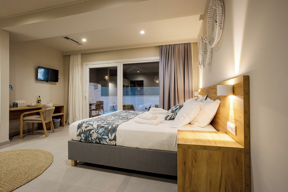 Sarpidon Suites photo 4