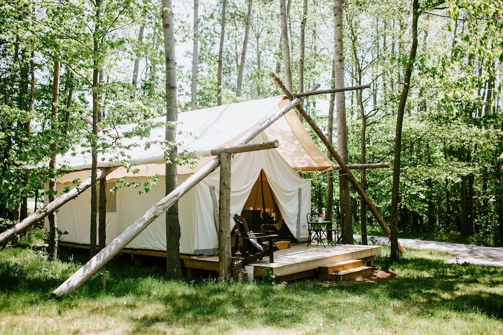 Whispering Springs Wilderness Retreat
