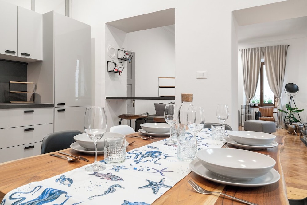 Apartment del Bello