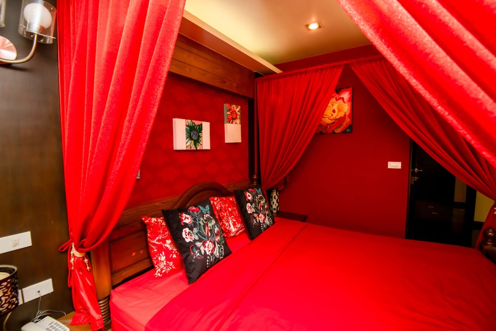 Hotel Sabai Sabai @ Sukhumvit Hotel - Image 1