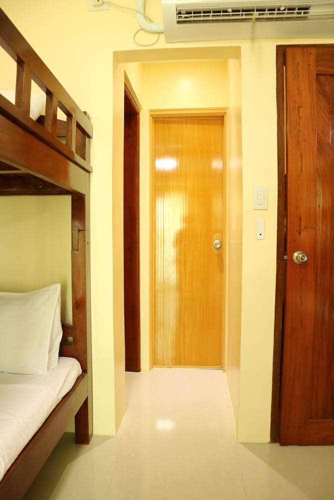 EA Apartelle - Metro Vigan - Hostel, photo 45