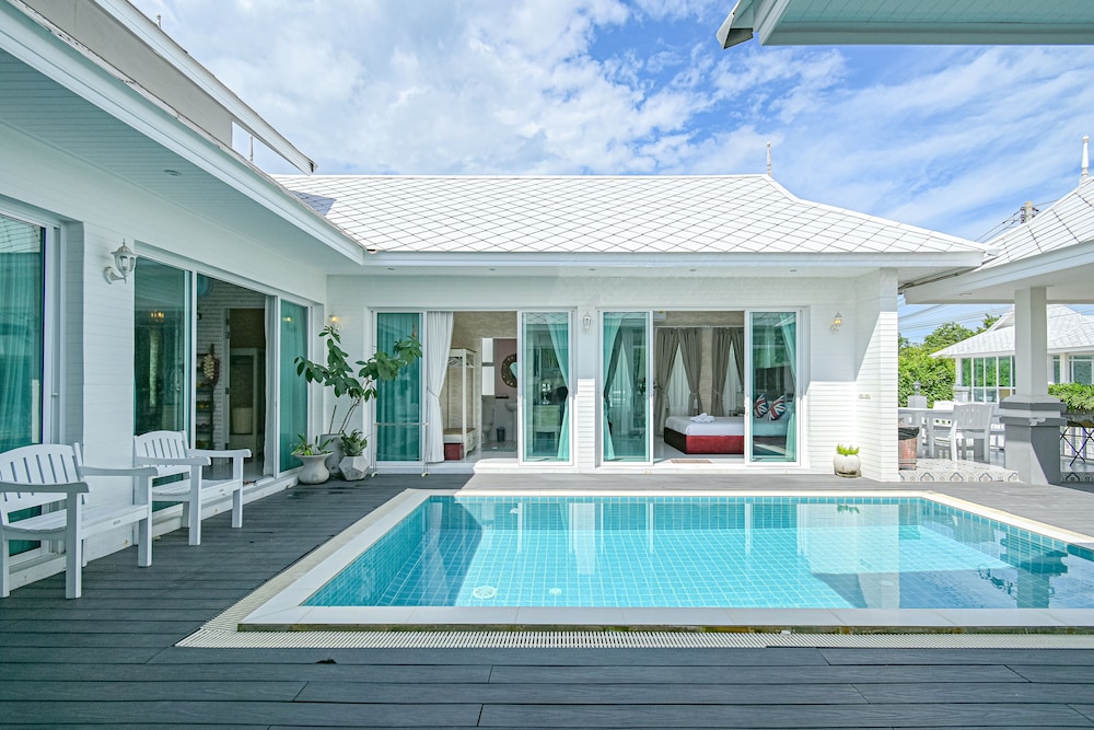 Baan Hua Hin Suk Jung
