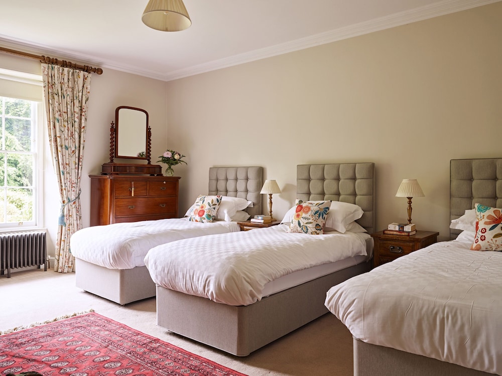 Gitcombe House
