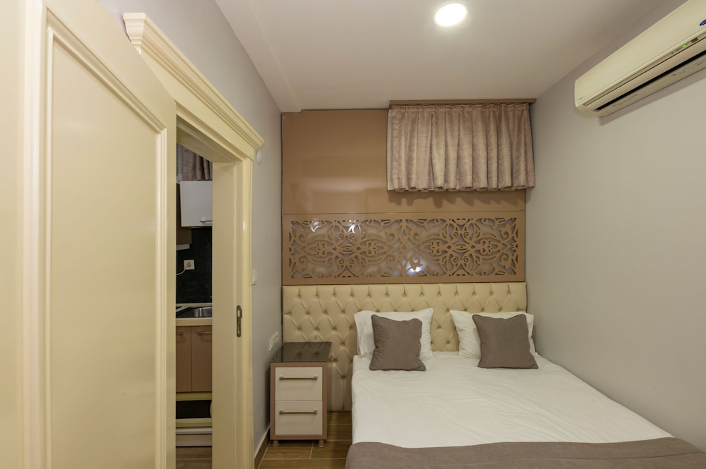 Taksim Peri Suit - Image 40