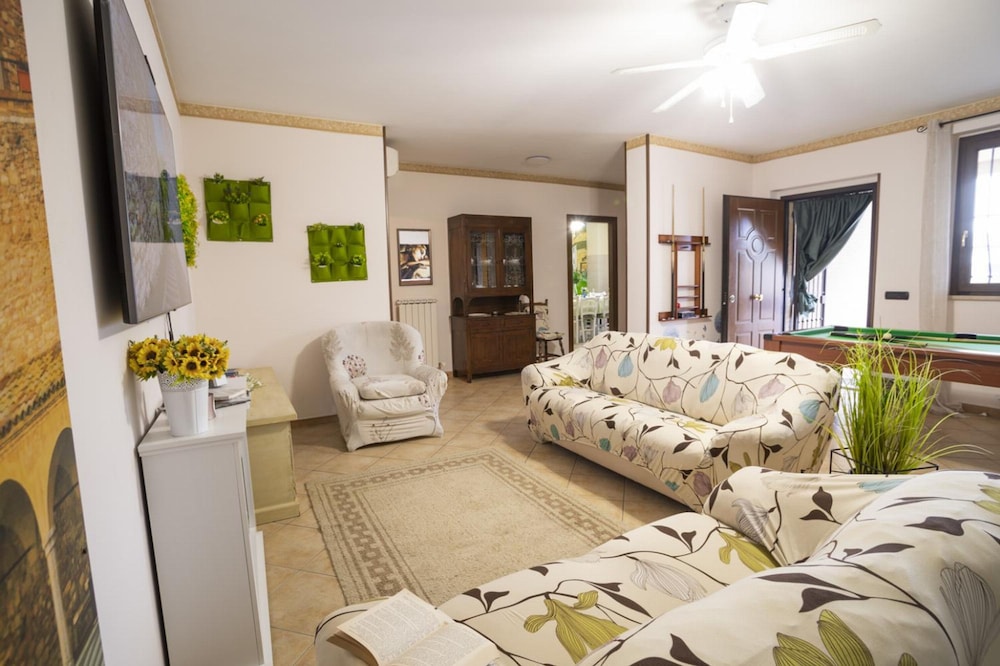 Villa Patty With 4 Bedrooms and 2 Bathrooms