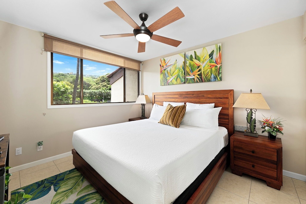 Fantastic Ocean & Golf Course Views - Close to Shopping & Beaches - Vrkcv