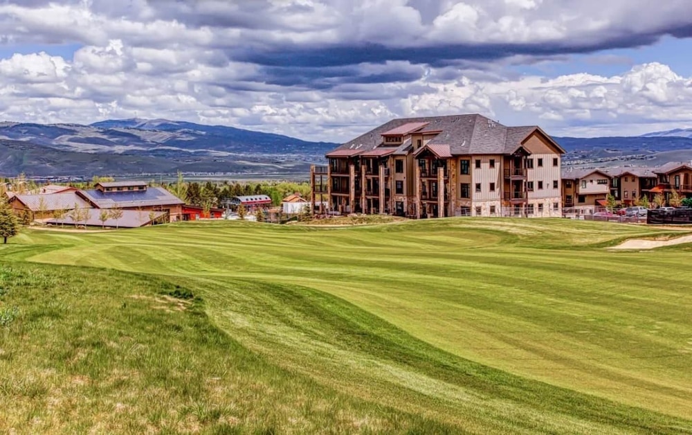 Park City Ski Resort Gems - Stunning Vacation Lodging