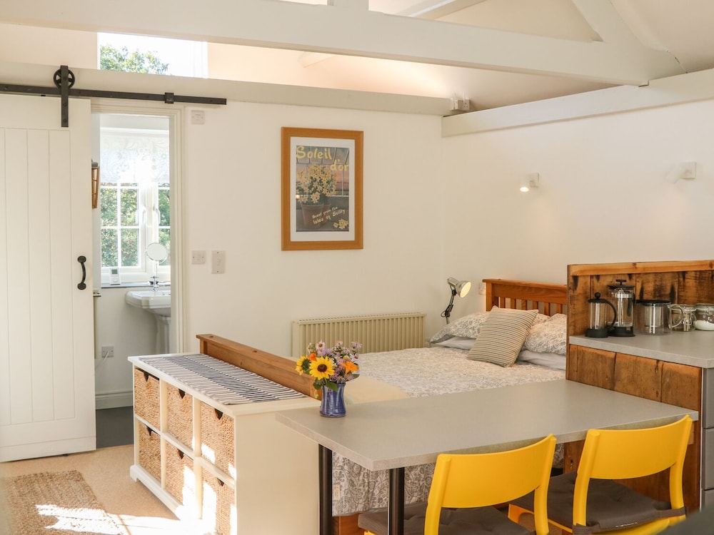 Yelverton Vacations - The Daffodil Shed - Property Image 19